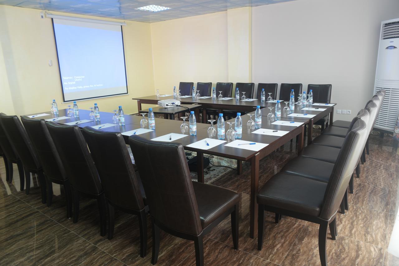 Noubou International Hotel Duala Zewnętrze zdjęcie