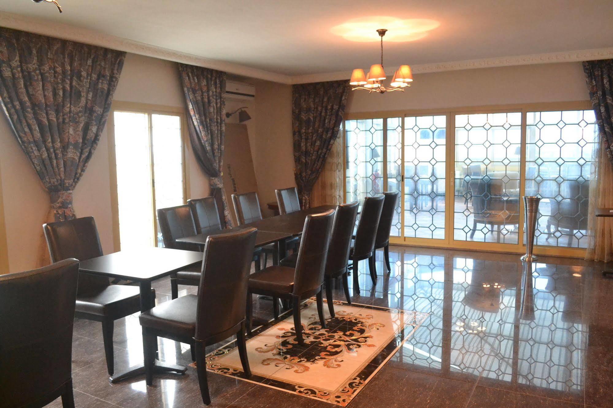 Noubou International Hotel Duala Zewnętrze zdjęcie